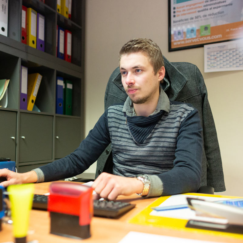 Clément Fasquel - Serv'& Vous, entreprise de services à la personne à Dunkerque et ses environs